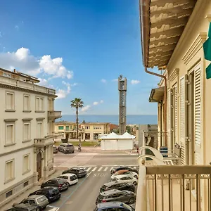 Stella Del Mare 2*, Viareggio Italia